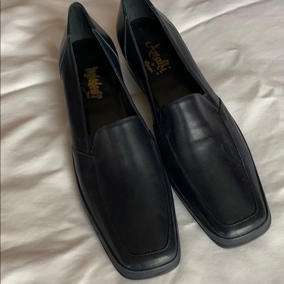 Navy shoes - Picture 1 of 5